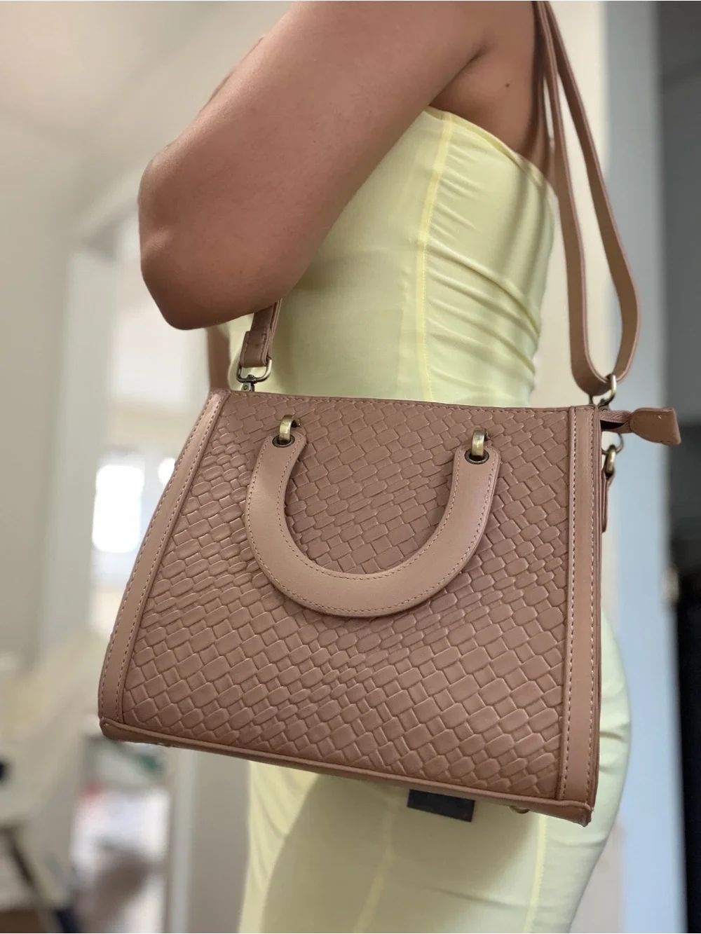 Classic Woven-Texture Tote Bag in Light Brown